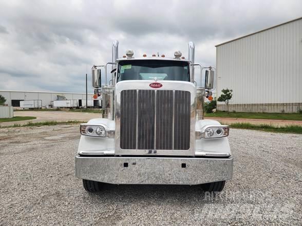 Peterbilt 589 Tahače