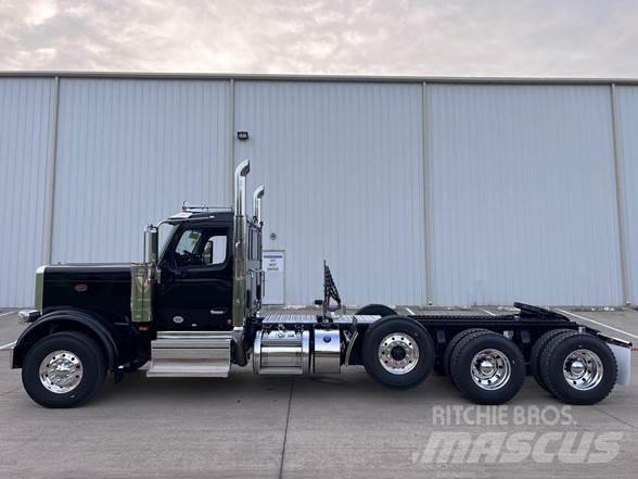 Peterbilt 589 Tahače