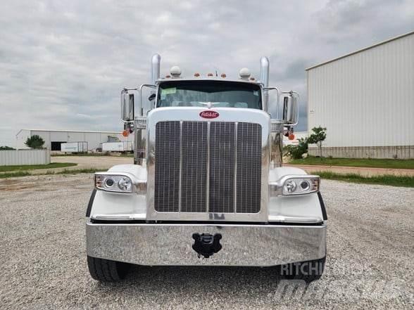 Peterbilt 589 Tahače