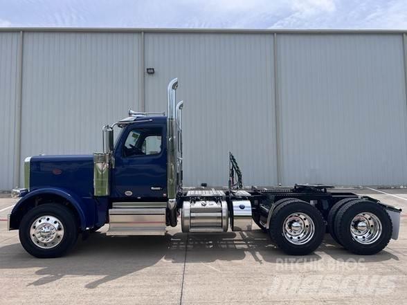 Peterbilt 589 Tahače