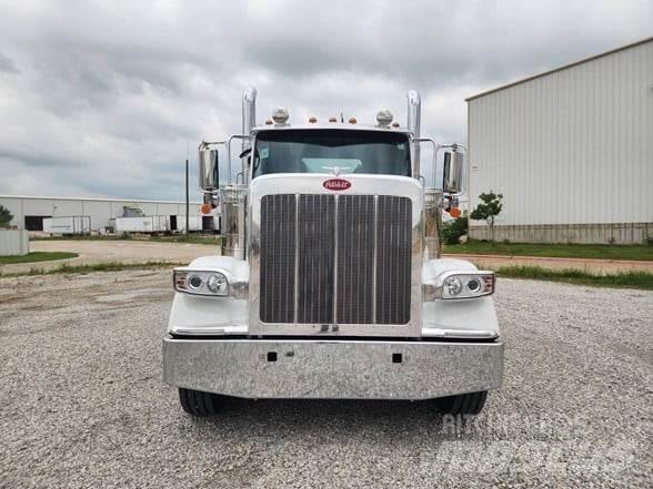 Peterbilt 589 Tahače