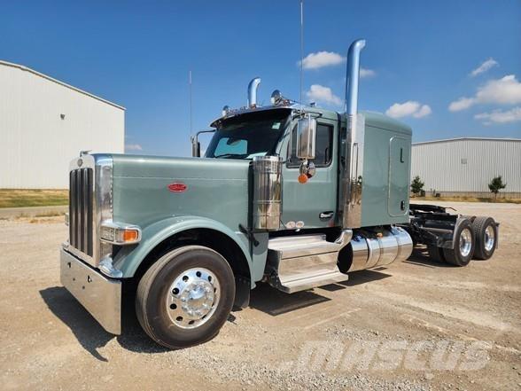 Peterbilt 589 Tahače
