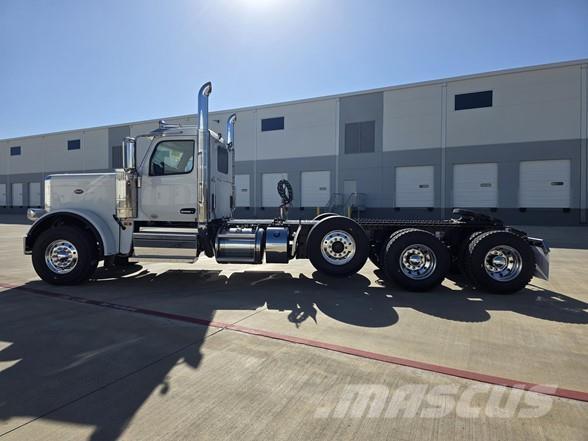 Peterbilt 589 Tahače