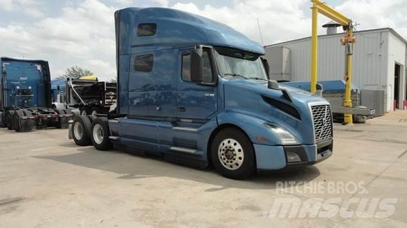 Volvo VNL64T760 Tahače