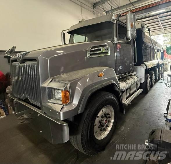 Western Star 4700 Sklápěče