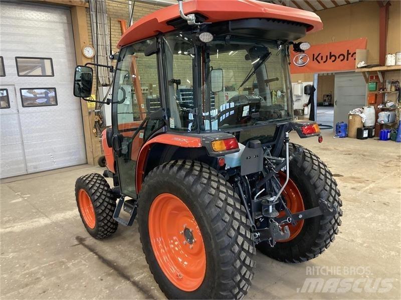 Kubota L2-452 Kompaktní traktory