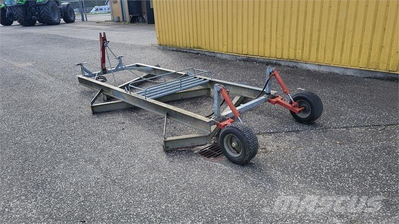  - - -  Vejhøvl Další