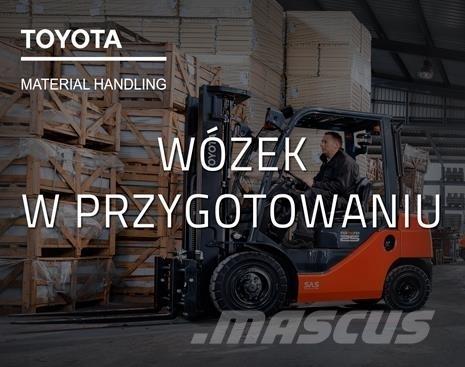 BT LHE130 Akumulátorové vozíky