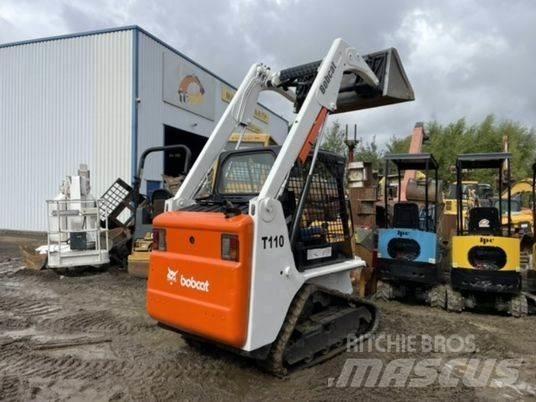 Bobcat T110 Joystick Mininakladače