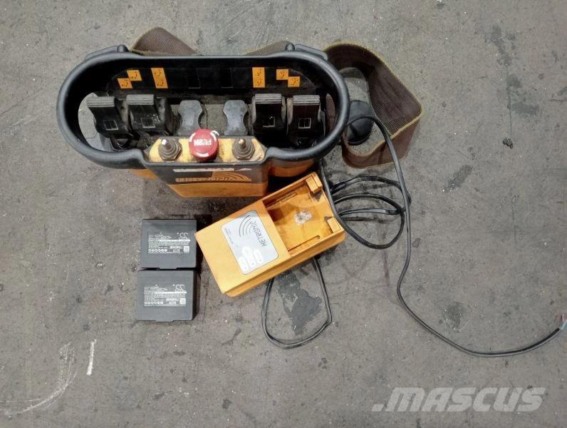 Cormach 28000 E3 Nakládací jeřáby