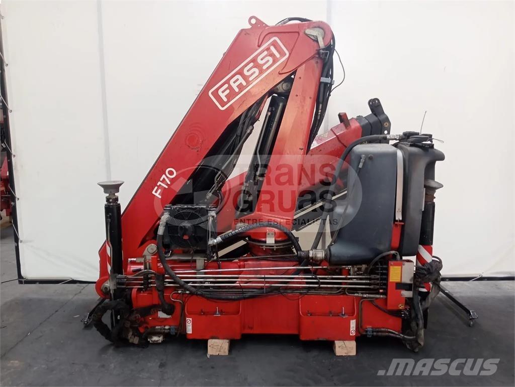 Fassi F170A.23 Nakládací jeřáby