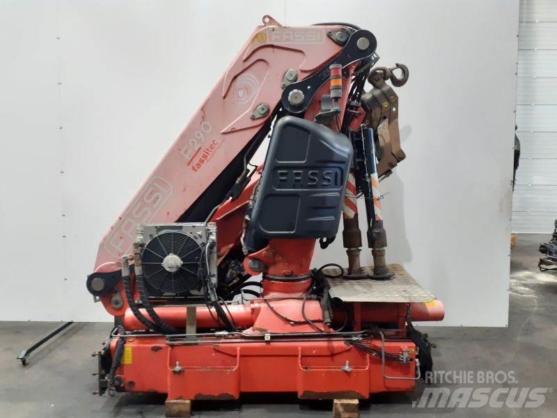 Fassi F290A.24 Nakládací jeřáby