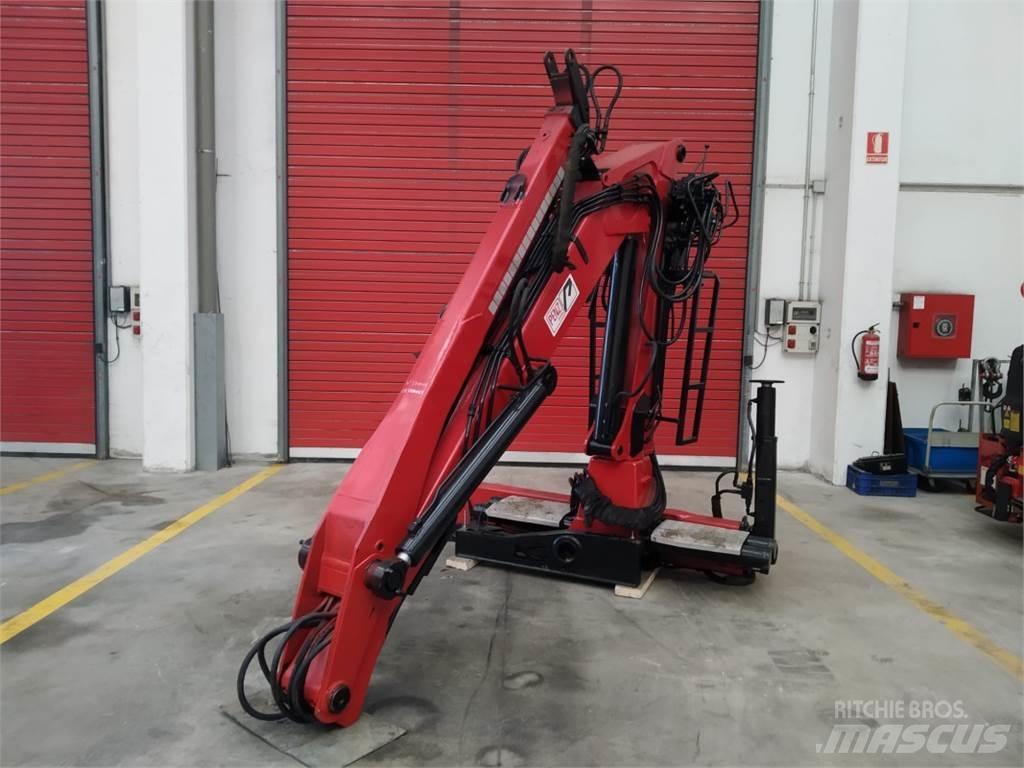 Penz 9100H Jeřáby a nakladače