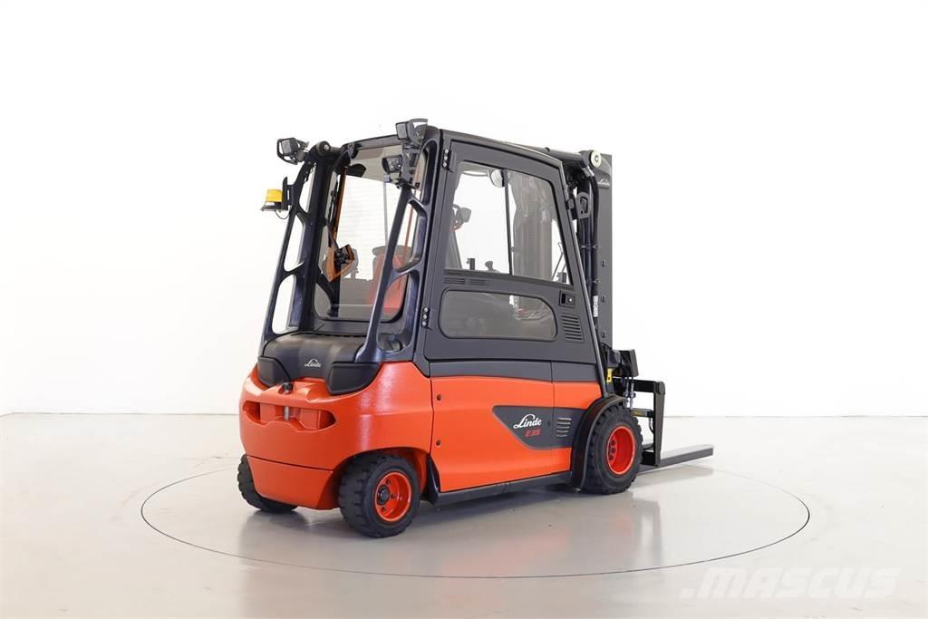 Linde E35L-01 Akumulátorové vozíky