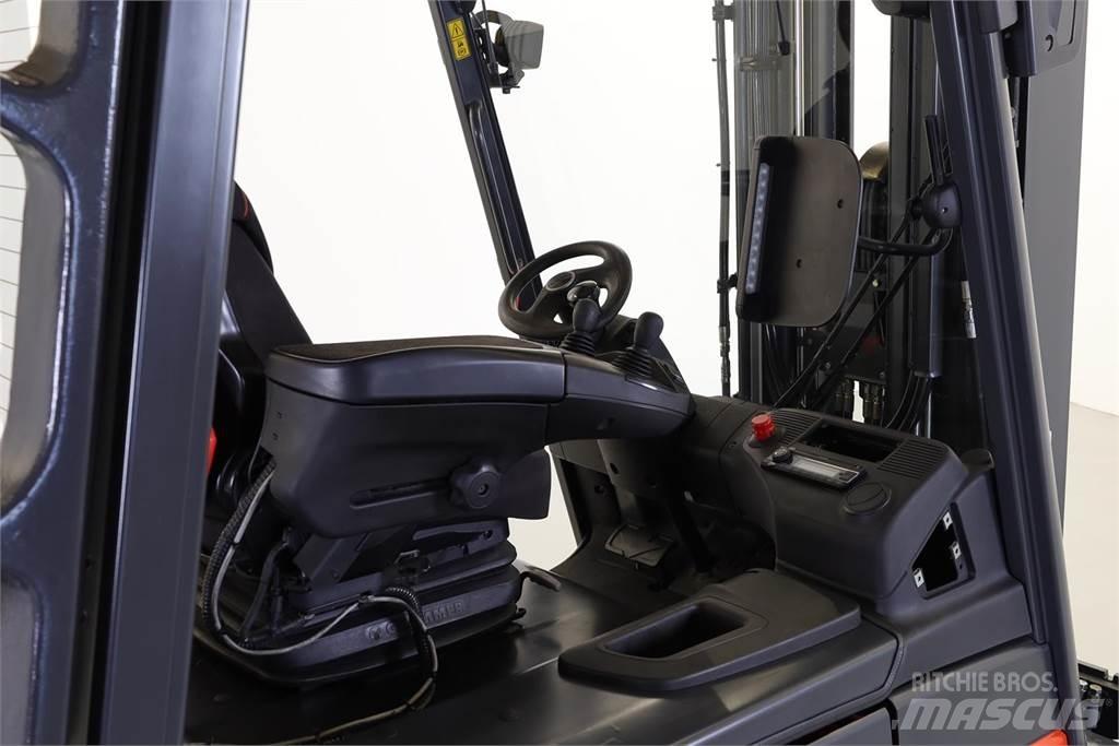 Linde E40-600 Akumulátorové vozíky