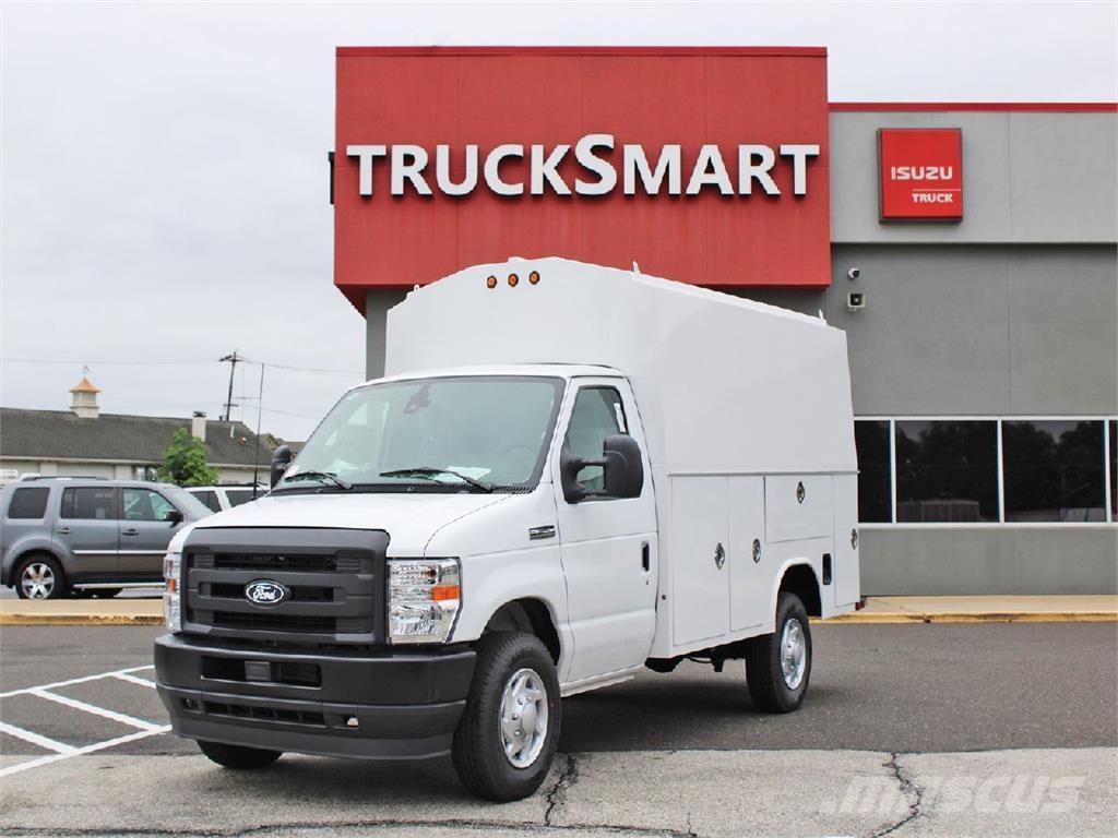 Ford E350 Komunální / Multi-užitková vozidla