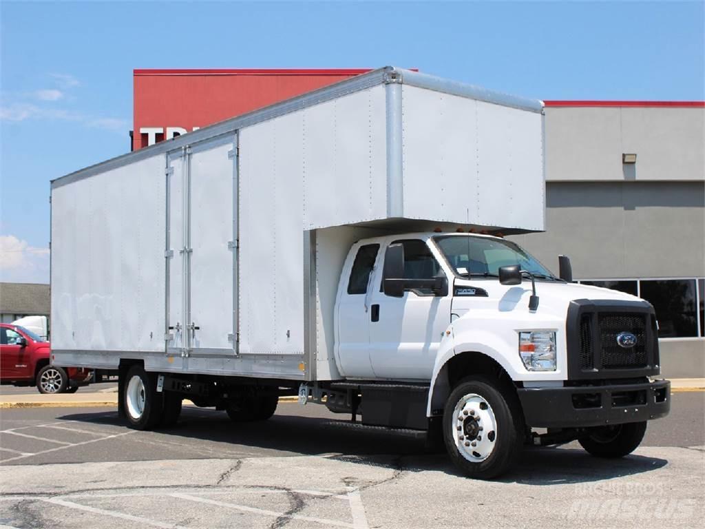 Ford F-650 Skříňová nástavba