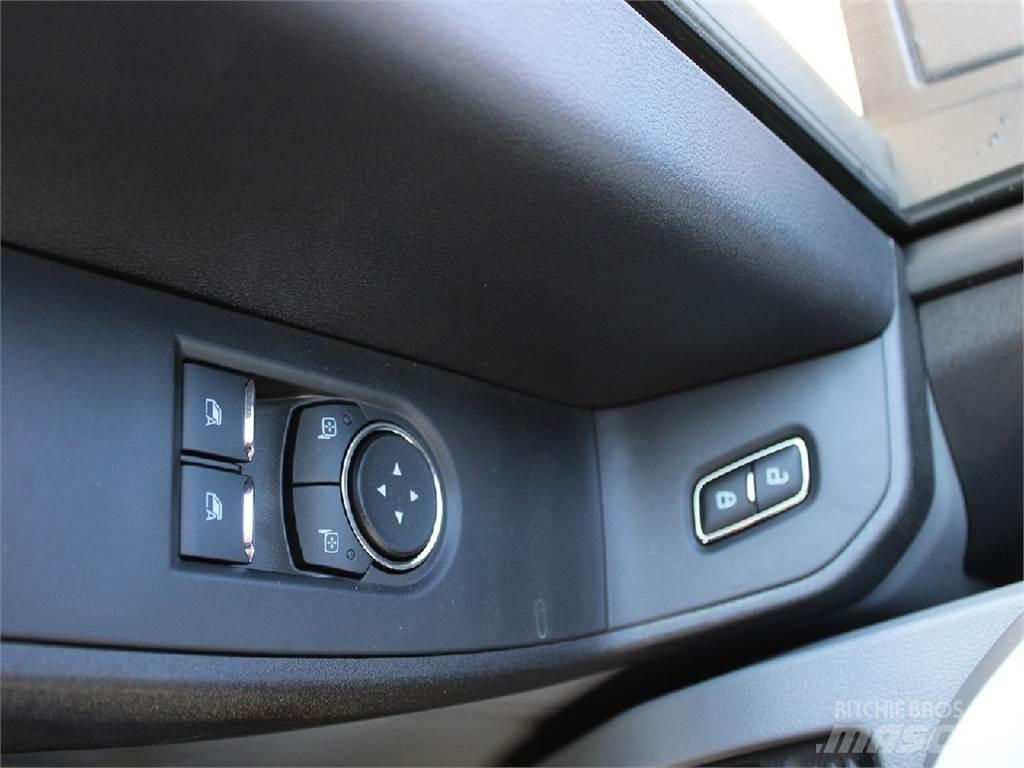 Ford F350 Komunální / Multi-užitková vozidla