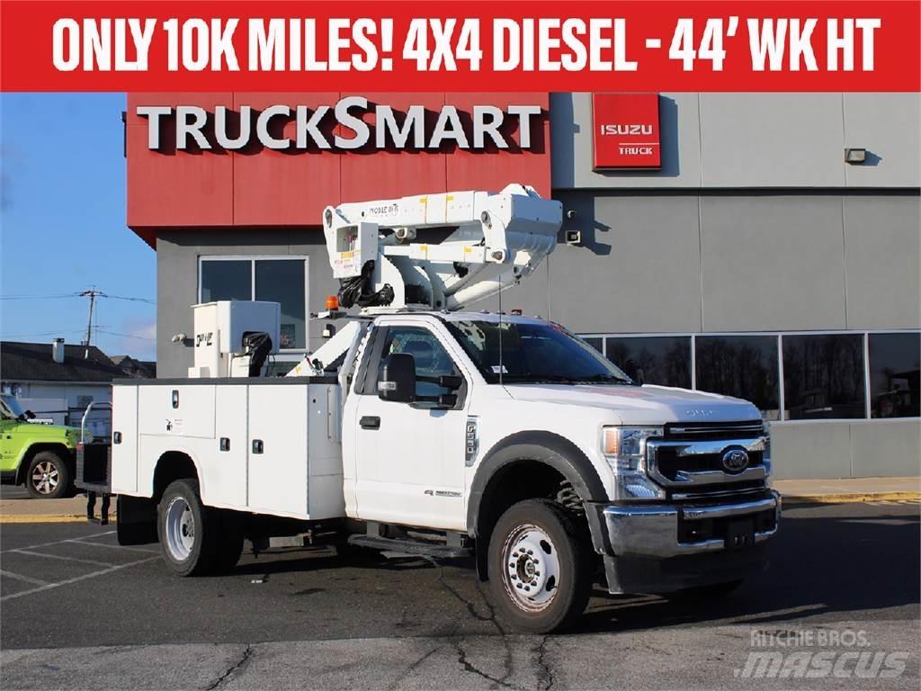 Ford F550 Komunální / Multi-užitková vozidla