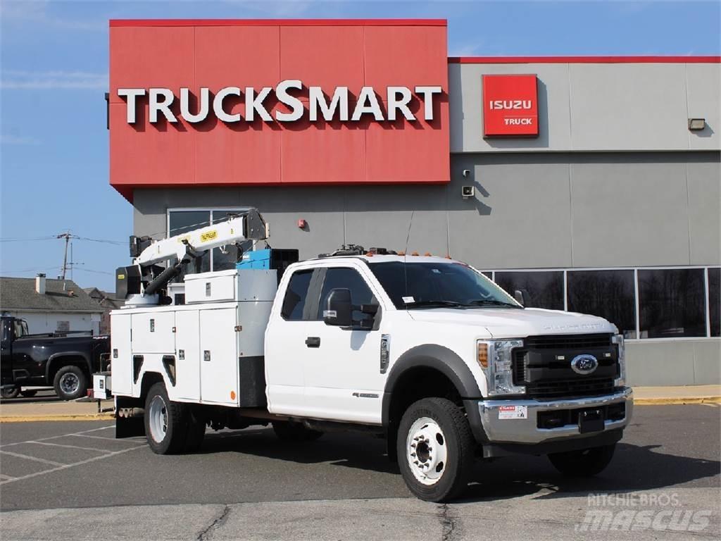 Ford F550 Komunální / Multi-užitková vozidla