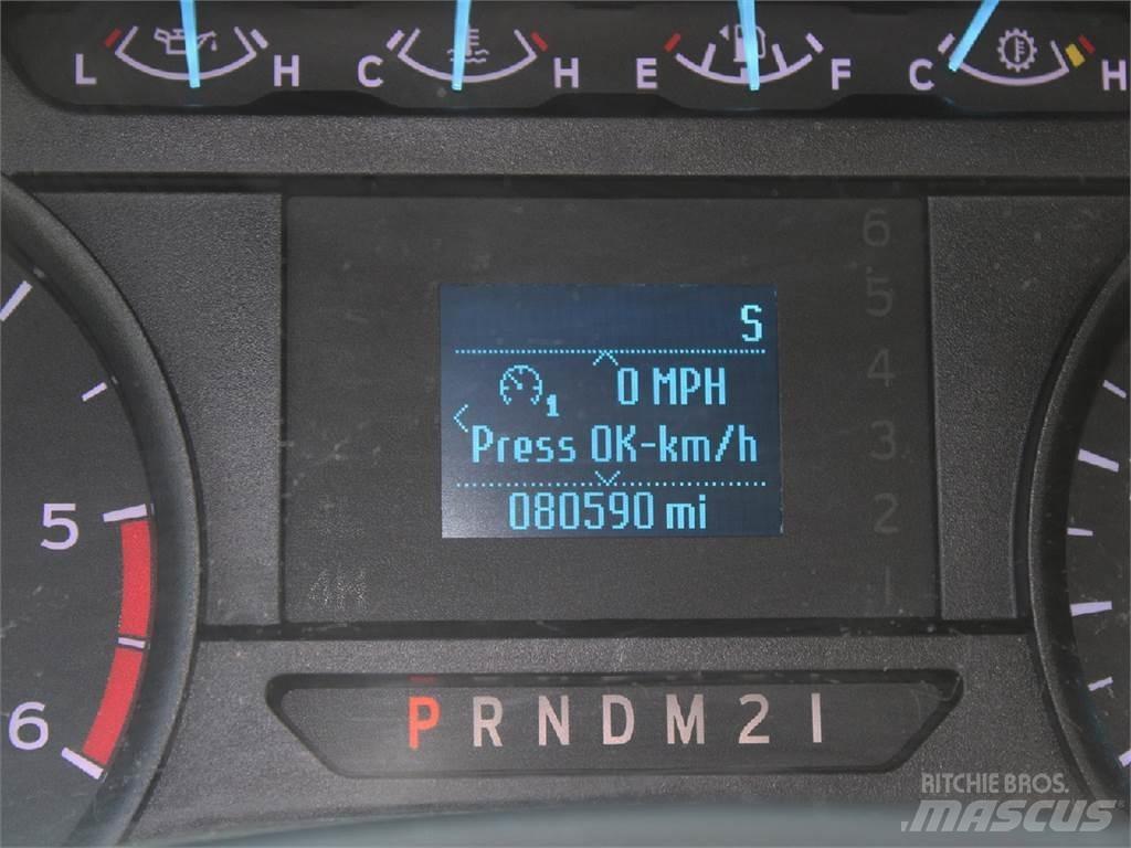 Ford F550 Komunální / Multi-užitková vozidla