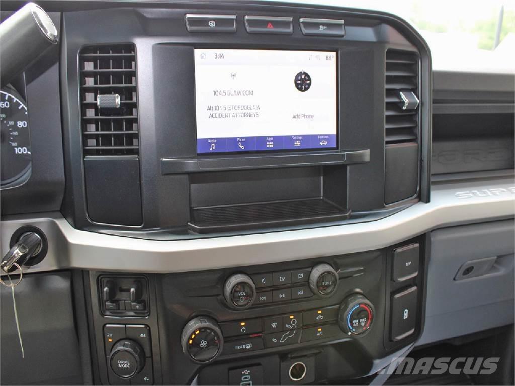 Ford F550 Hákový nosič kontejnerů