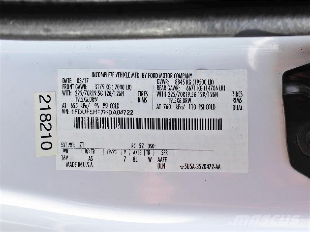 Ford F550 Autoplošiny