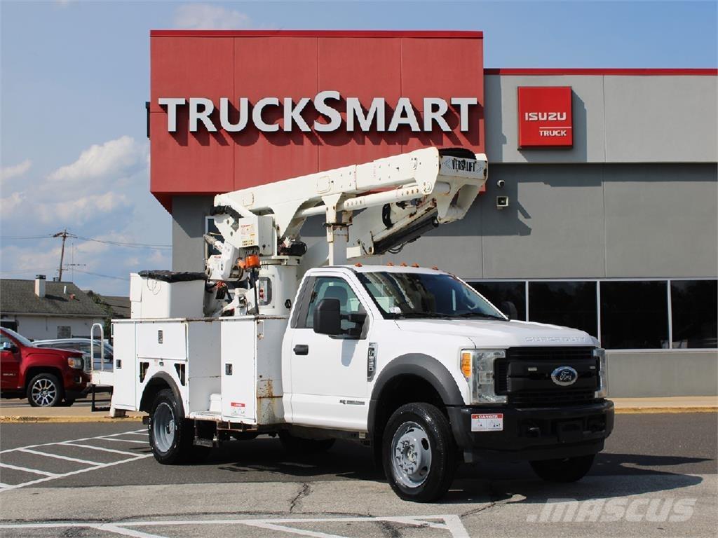 Ford F550 Komunální / Multi-užitková vozidla