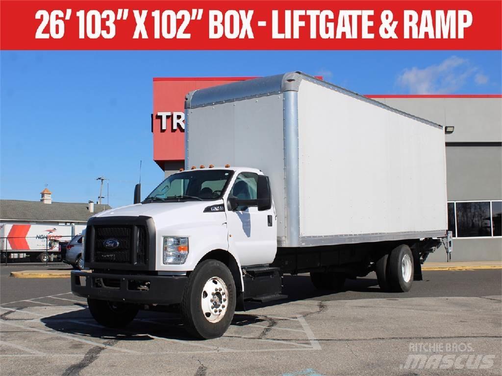 Ford F650 Skříňová nástavba