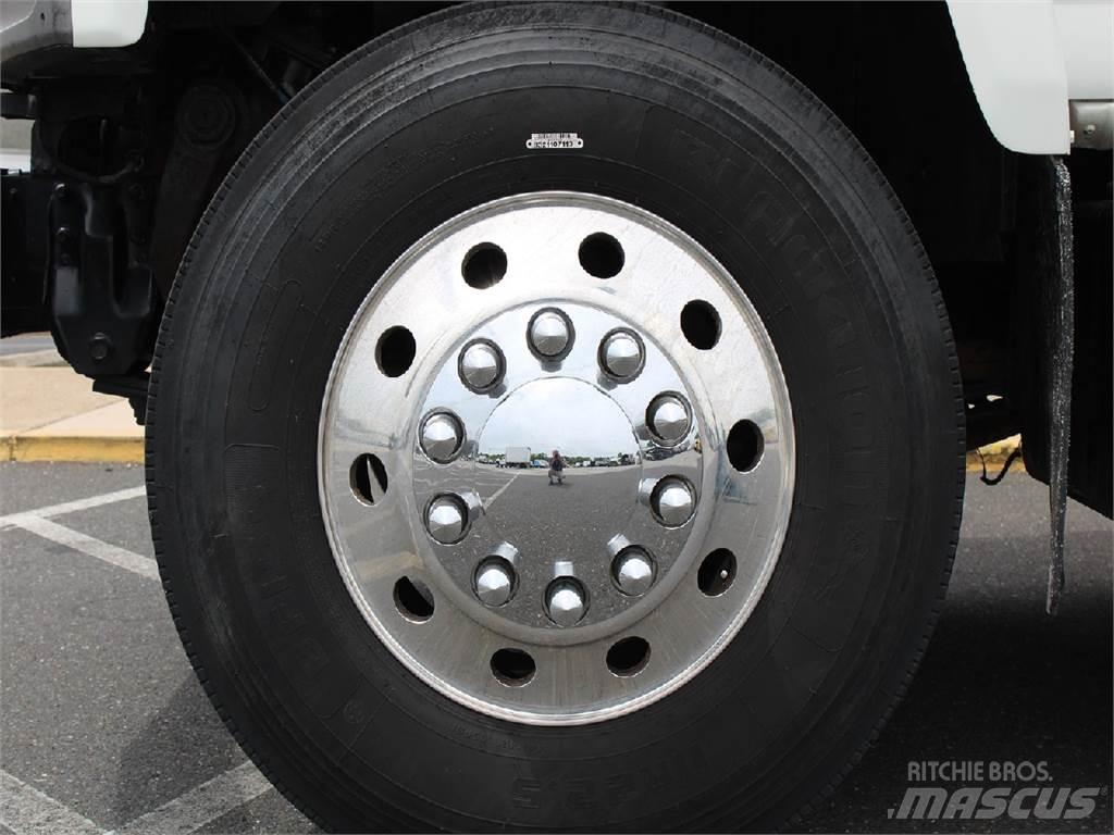GMC 7500 Vozy na dřevní štěpku