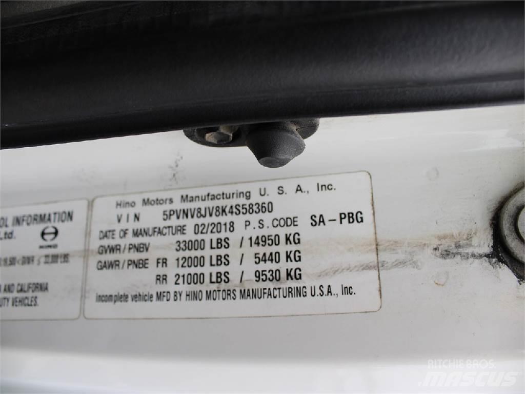 Hino 338 Valníky/Sklápěcí bočnice