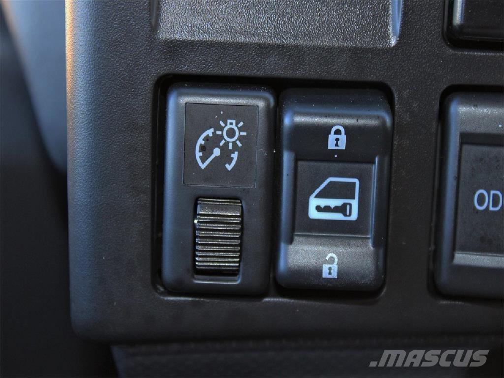 Isuzu NPR-HD Sklápěče