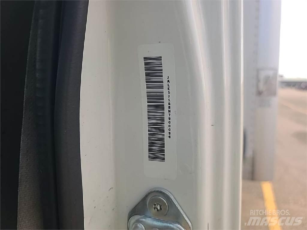 Isuzu NQR Skříňová nástavba