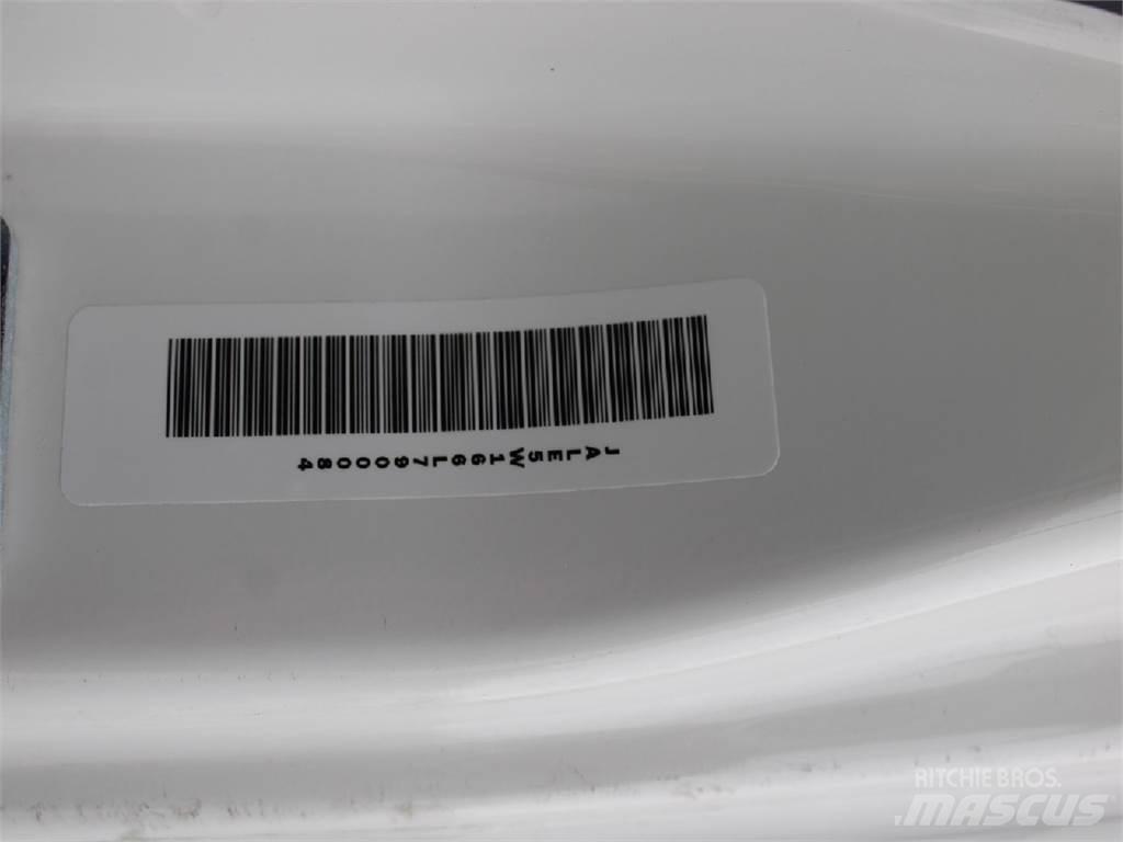 Isuzu NQR Skříňová nástavba