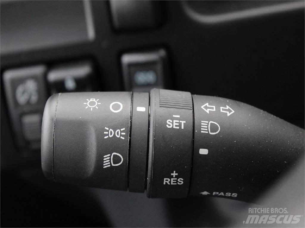 Isuzu NRR Skříňová nástavba