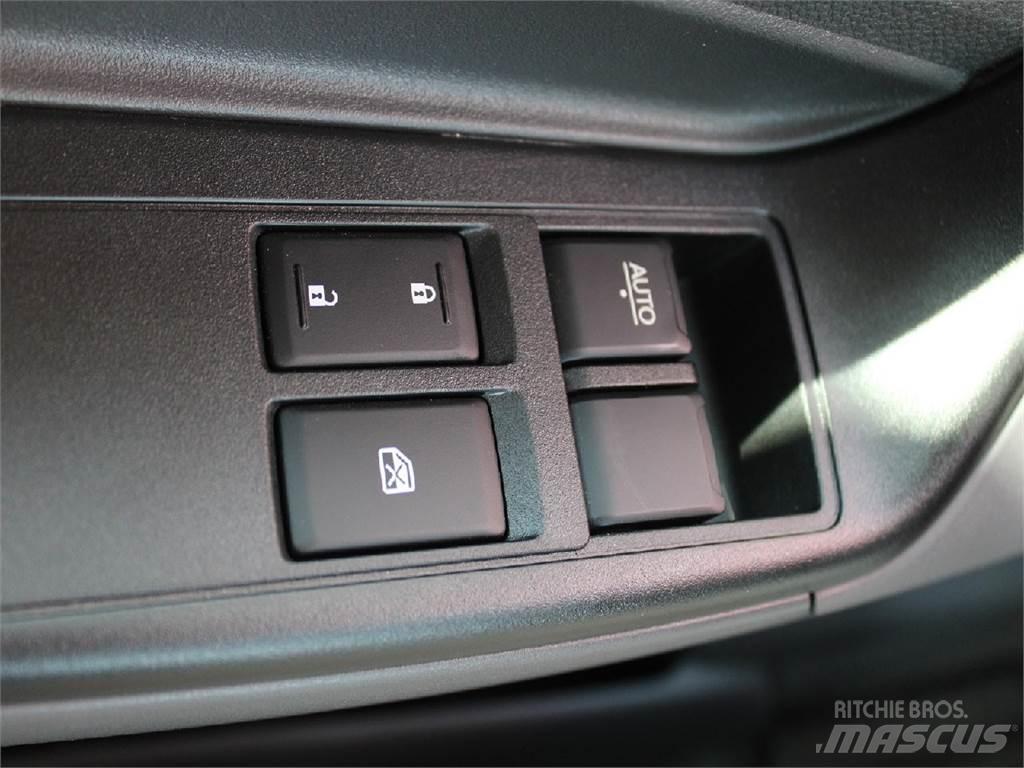 Isuzu NRR Skříňová nástavba