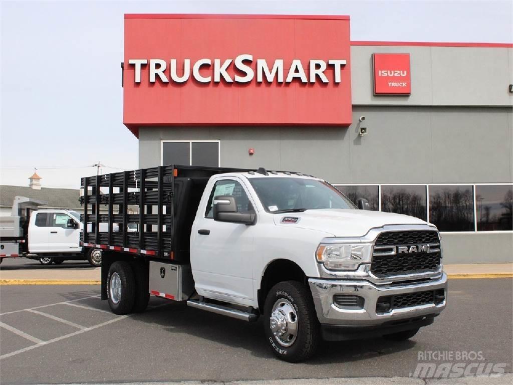 RAM 3500 Valníky/Sklápěcí bočnice