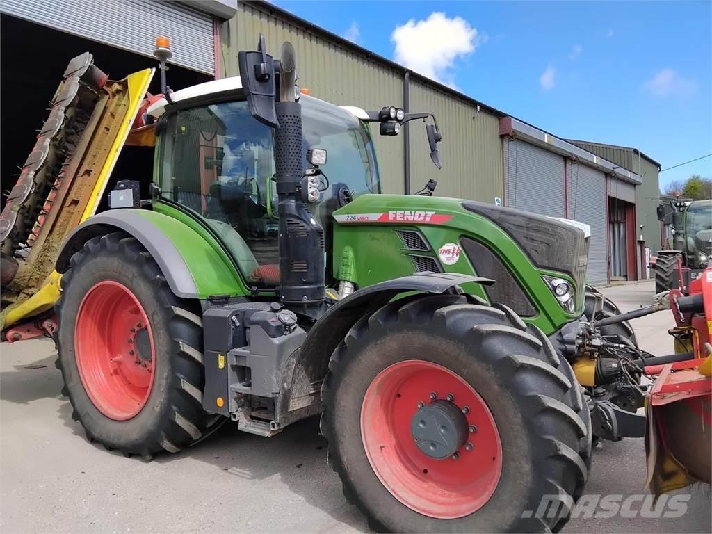 Fendt 724 Traktory