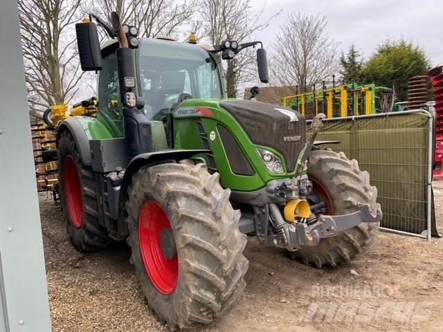 Fendt 724 DEMO Traktory