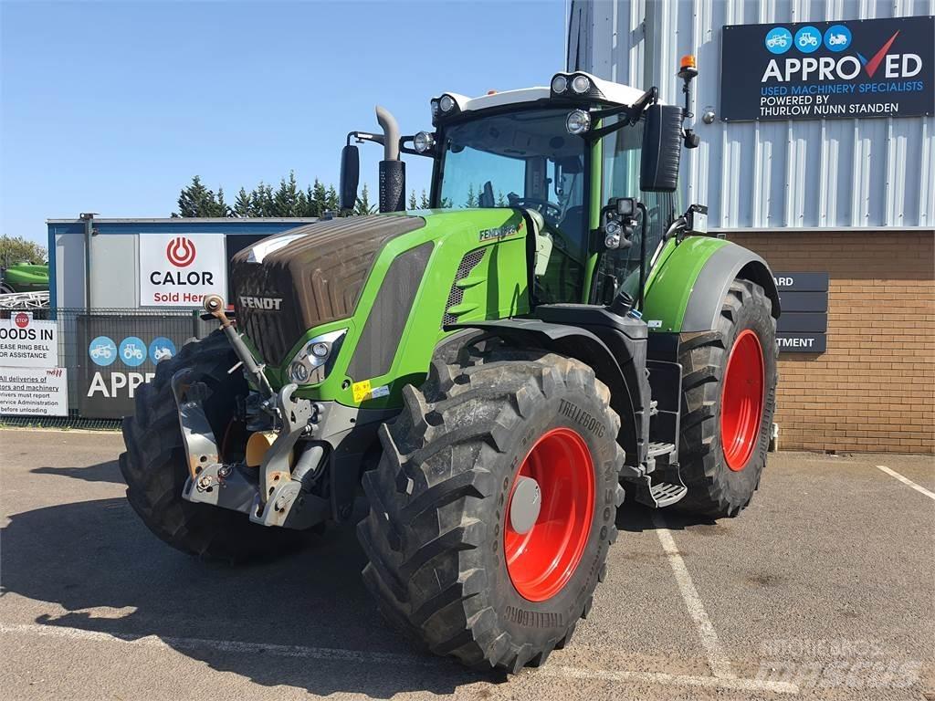 Fendt 828 VARIO Traktory