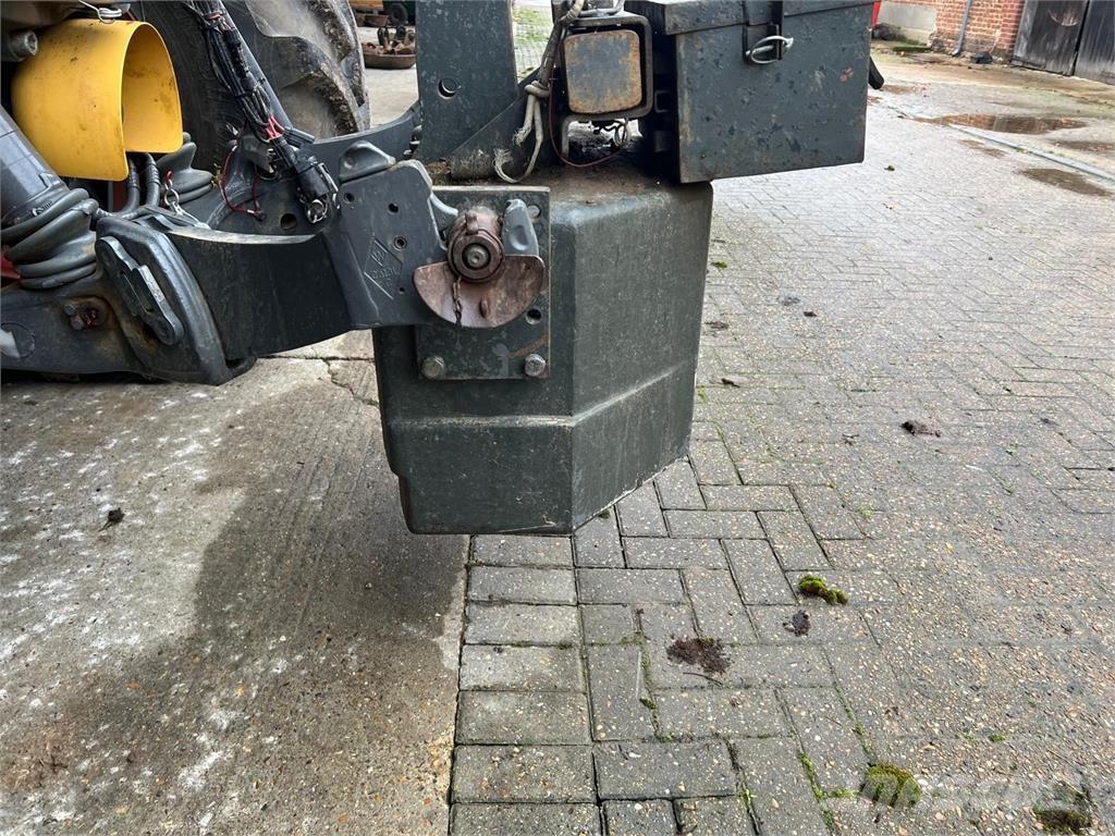 Fendt 870KG Přední závaží