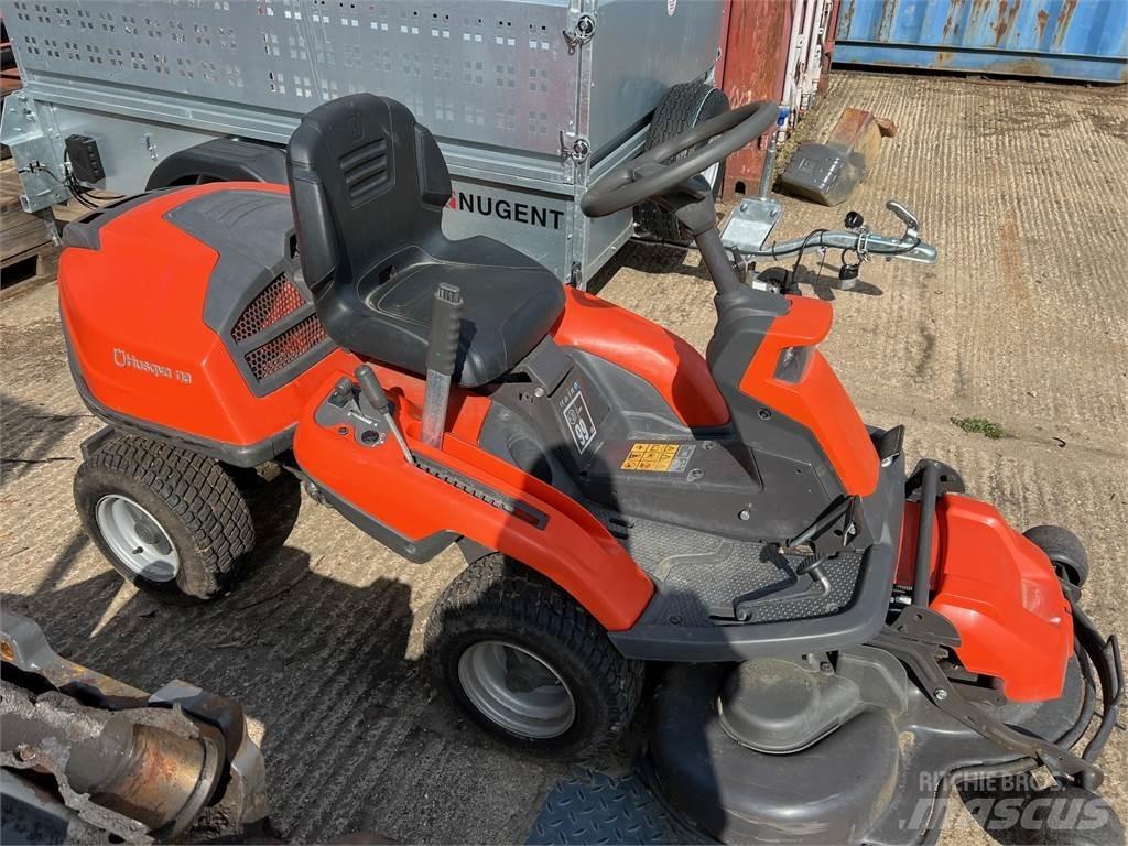 Husqvarna R216 Žací stroje