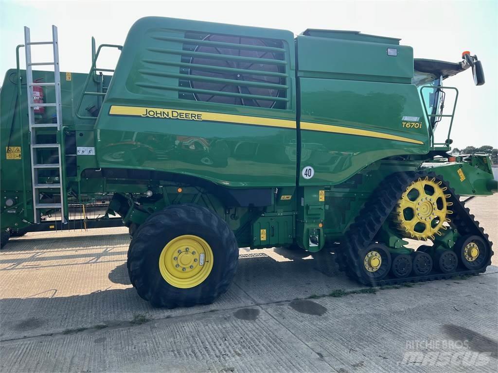 John Deere T670I Sklízecí mlátičky