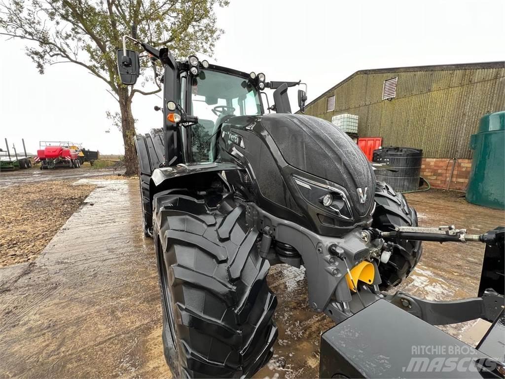 Valtra T174V Traktory