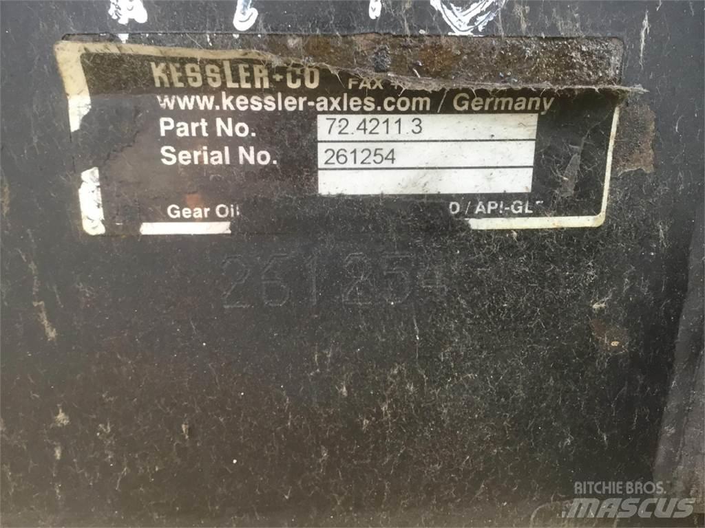 Demag AC 35 axle 2 Nápravy