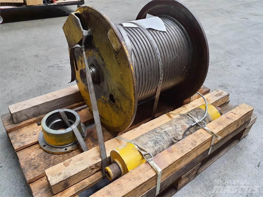 Grove GMK 3050 winch Součásti a zařízení k jeřábům