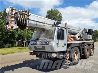 Grove GMK 3055 Univerzální terénní jeřáby