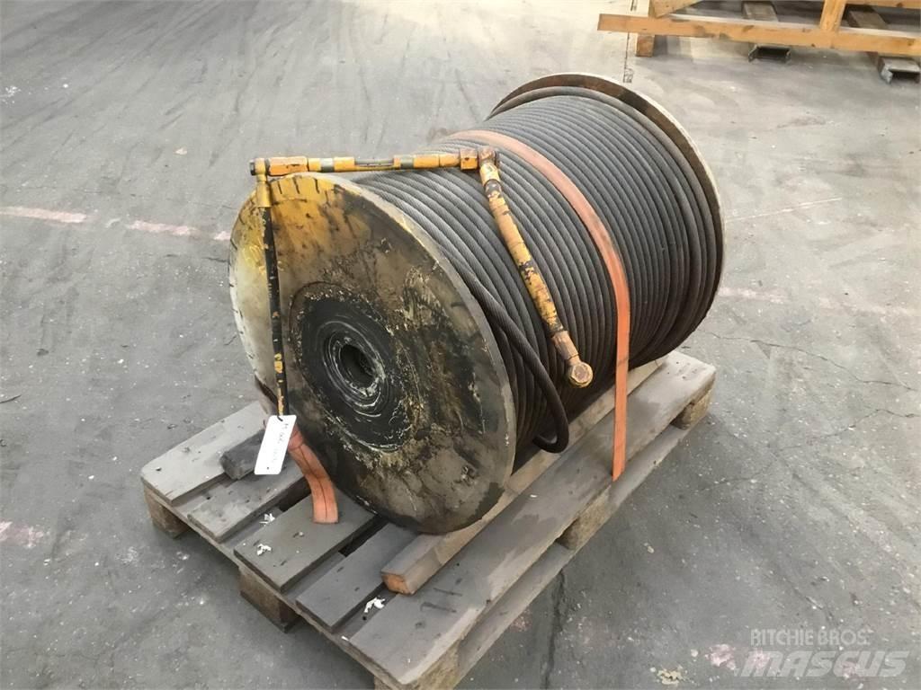 Grove GMK 5200 winch Součásti a zařízení k jeřábům