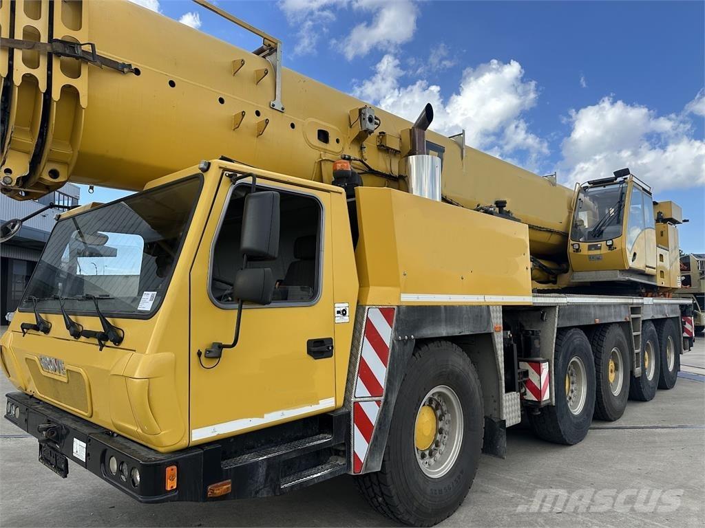 Grove GMK 5220 Univerzální terénní jeřáby