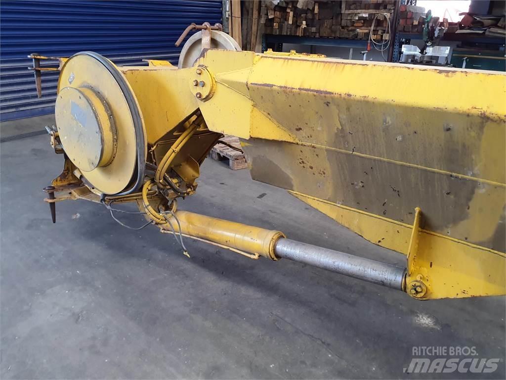 Krupp KMK 3050 jib Součásti a zařízení k jeřábům